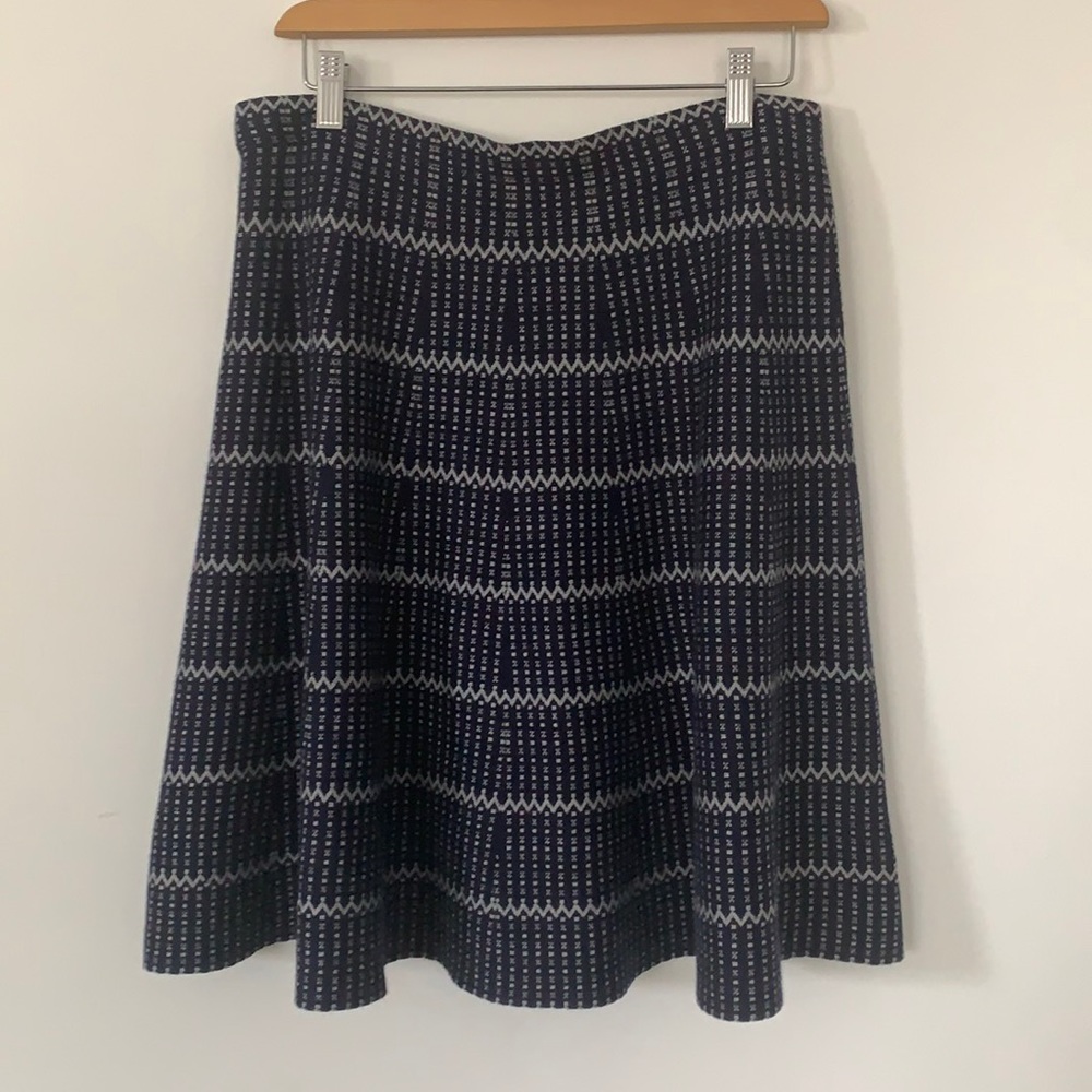Navy and white knit skirt